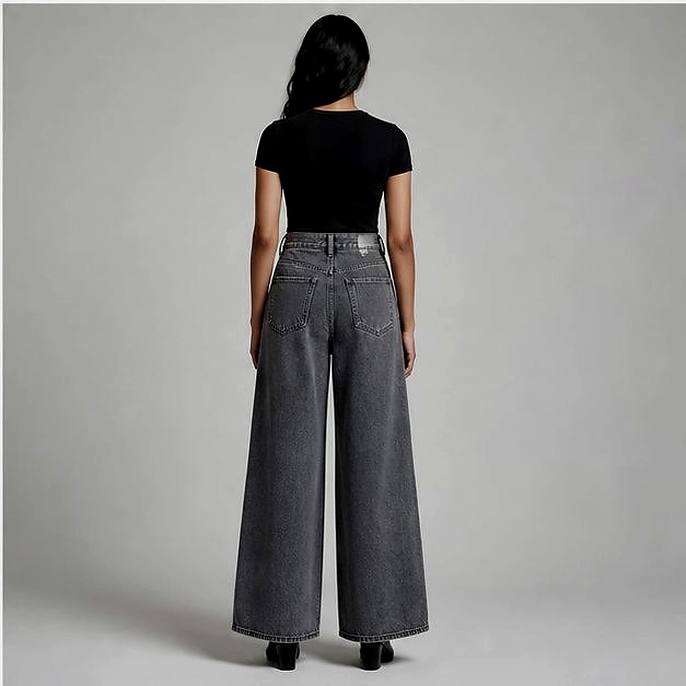 Aura Clay Pleat — Back view