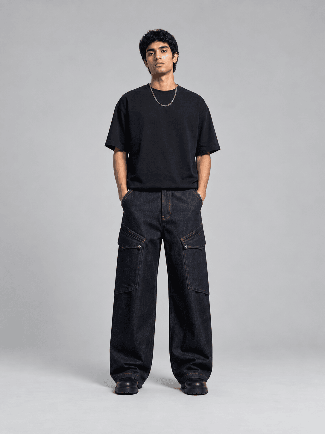 Atlas Utility Cargo — Front view